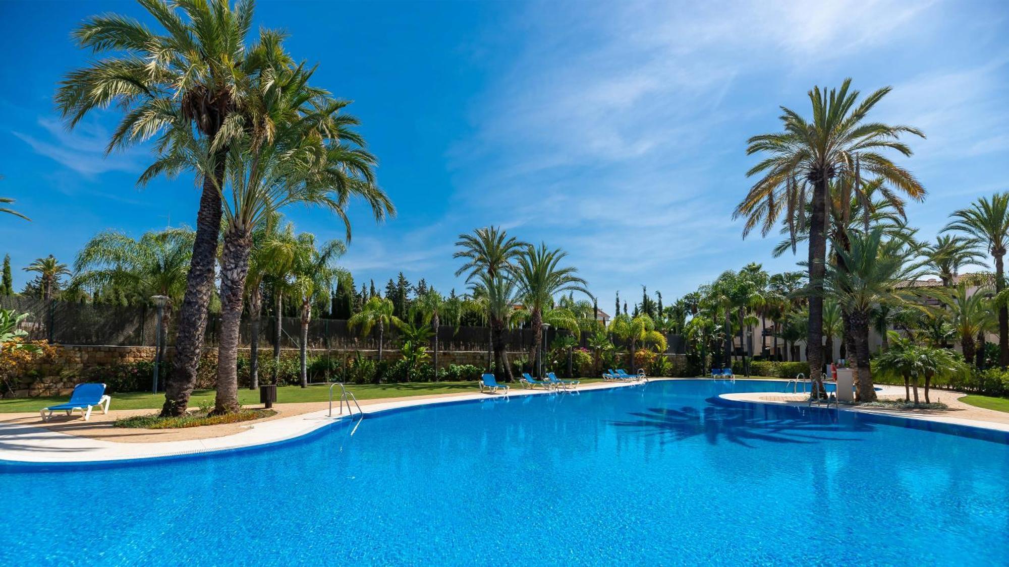 Vacation Marbella I Private Heated Swimming Pool, Walking Distance To Puerto Banus, Security 24-7, Bbq, Wifi Lägenhet Exteriör bild